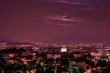 Old Town Citta Alta Bergamo San Vigilio Tepesi'nden manzaraya.