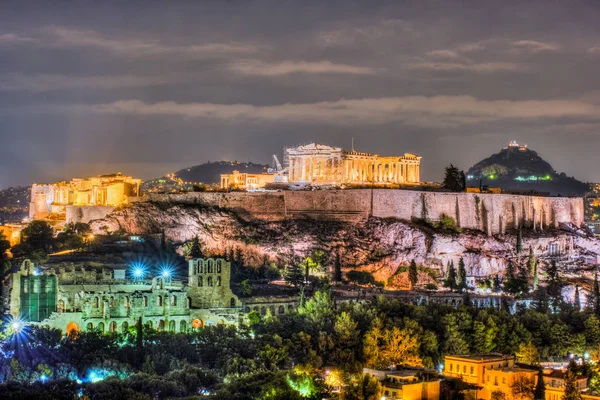 Partenon i Herodium budowlane w Akropolu w Atenach — Zdjęcie stockowe
