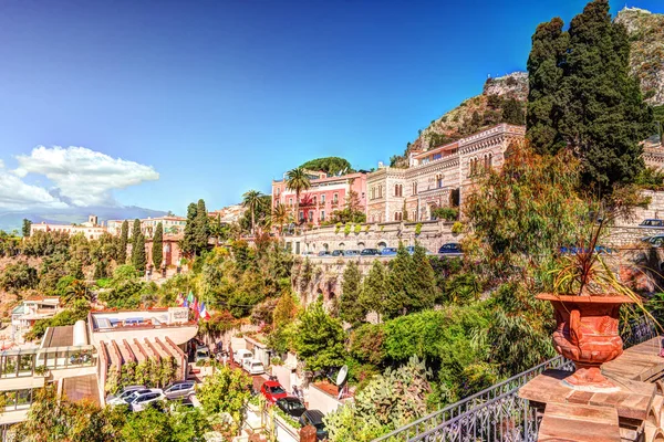 Taormina - Sicilya, Italia ünlü tatil görünümü.