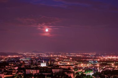 Old Town Citta Alta Bergamo San Vigilio Tepesi'nden manzaraya.