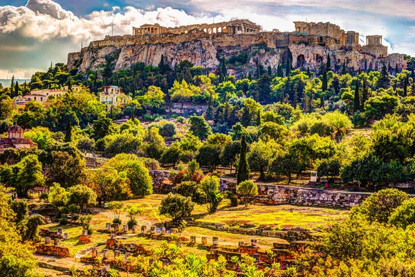 Vista em Acropolis de agora antigo, Atenas, Greece . — Fotografia de Stock