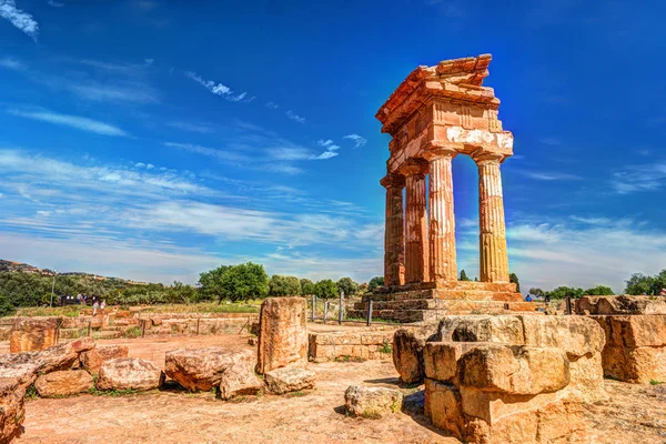 Agrigento, Sicilia. Templo de Castor y Pollux — Foto de Stock