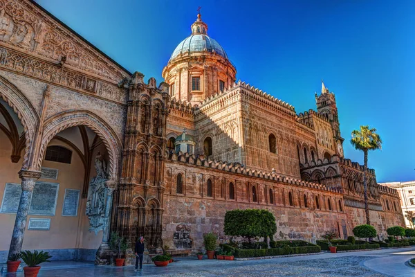 Красивий собор Палермо, Сицилія — стокове фото