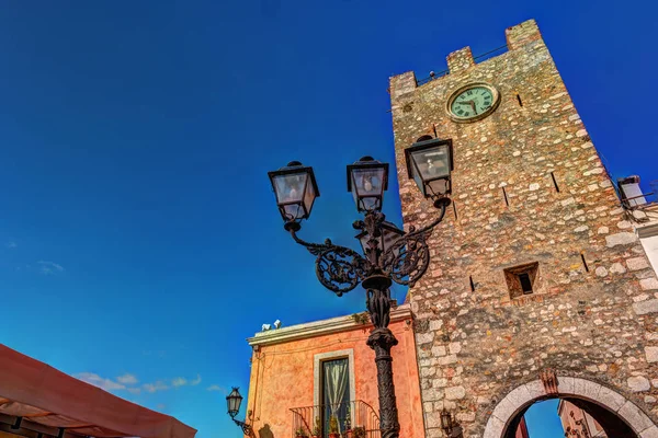 Portão da cidade em Taormina, Sicília — Fotografia de Stock