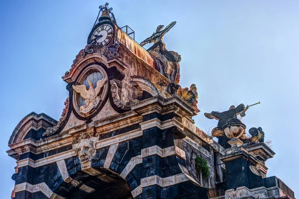 El arco Giuseppe Garibaldi, Catania, Sicilia —  Fotos de Stock