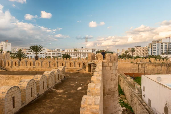 Veduta dalle mura della fortezza di Ribat di Sousse in Tunisia . — Foto Stock