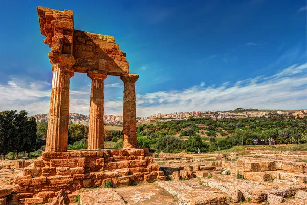 Agrigento, Sicilia. Templo de Castor y Pollux —  Fotos de Stock