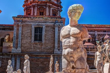Ünlü Barok Piazza Pretoria, Palermo, Sicilya yazıklar Çeşmesi