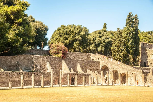 De beroemde antieke site van Pompeii, in de buurt van Napels. — Stockfoto