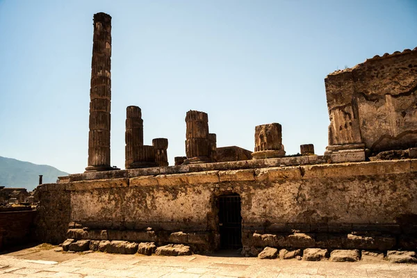 El famoso sitio antiguo de Pompeya, cerca de Nápoles . — Foto de Stock