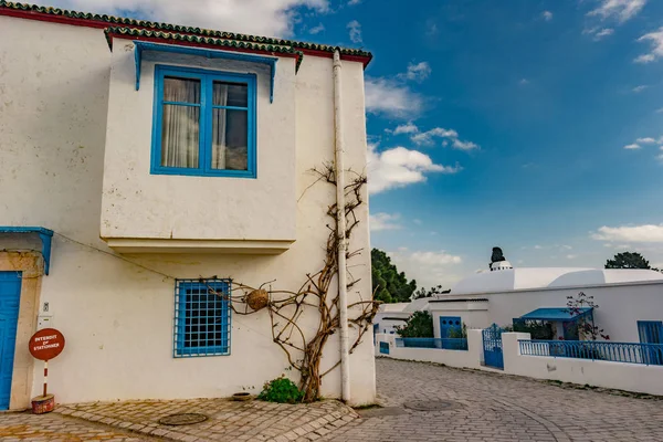 Sidi Bou Said, famouse vesnice s tradiční tuniské architektura. — Stock fotografie