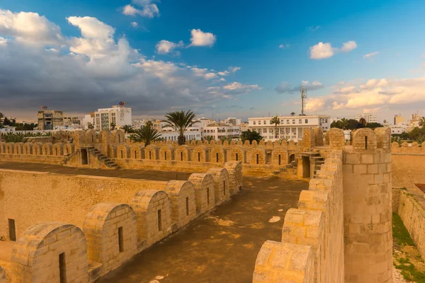 Veduta dalle mura della fortezza di Ribat di Sousse in Tunisia . — Foto Stock