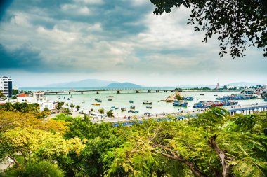 Vietnam. Nha Trang. Nehrin Kai görünümünü ve şehir
