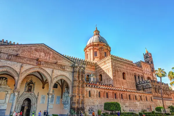 The beautiful cathedral of Palermo, Sicily — Stock Photo, Image