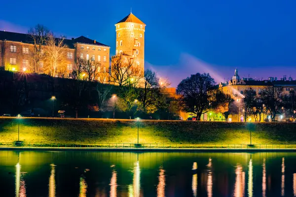 ヴァヴェルの丘にポーランド人王の高貴な城 — ストック写真
