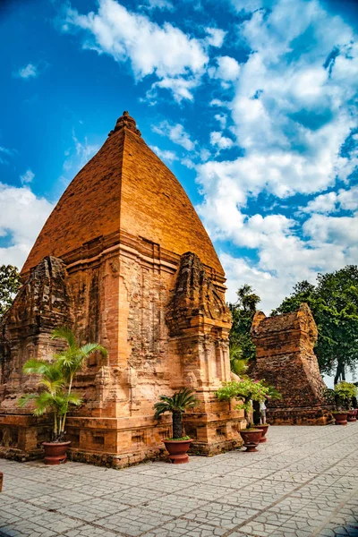 Die türme von po nagar bei nha trang in vietnam — Stockfoto