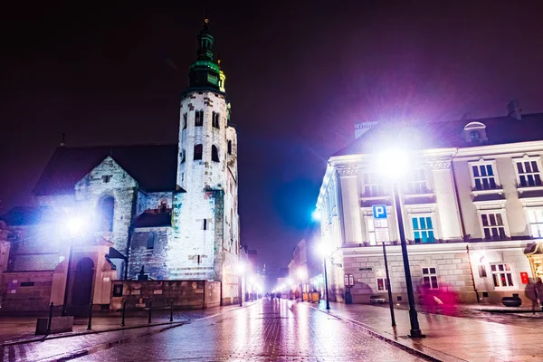 Rue de la Nuit à Cracovie, Pologne . — Photo