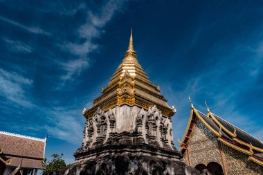 WAT Chiang adama gündoğumu