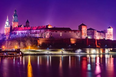 Wawel tepe üzerinde Polonya Kings Royal castle