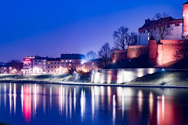 Royal castle of the Polish kings on the Wawel hill — Stock Photo, Image