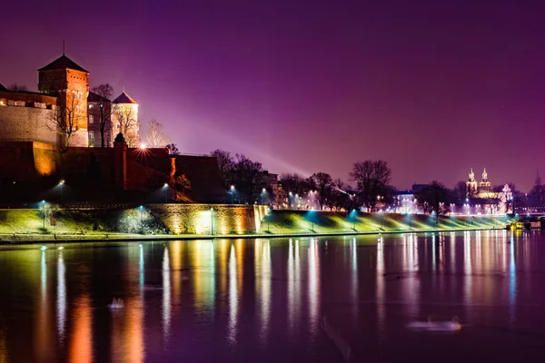 Royal castle of the Polish kings on the Wawel hill — Stock Photo, Image