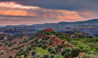 Concordia ünlü tapınak tapınak Vadisi Agrigento yakınlarında