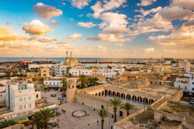 Sousse, Tunus için güzel gün batımı.