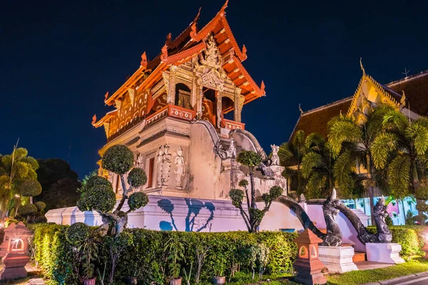 Templo budista Chiang Mai, Tailandia — Foto de Stock