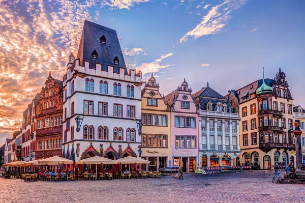 Fachadas de casas históricas Mercado principal Trier — Foto de Stock