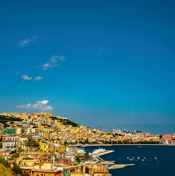 Napoli defne doğal görünümü, İtalya.