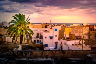 Medine Sousse, Tunus için sokakta.