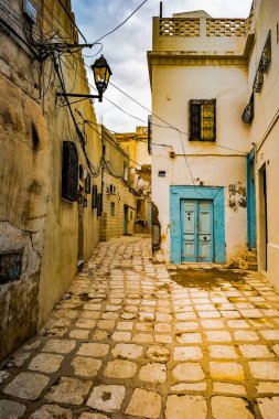 Medine Sousse, Tunus için sokakta.