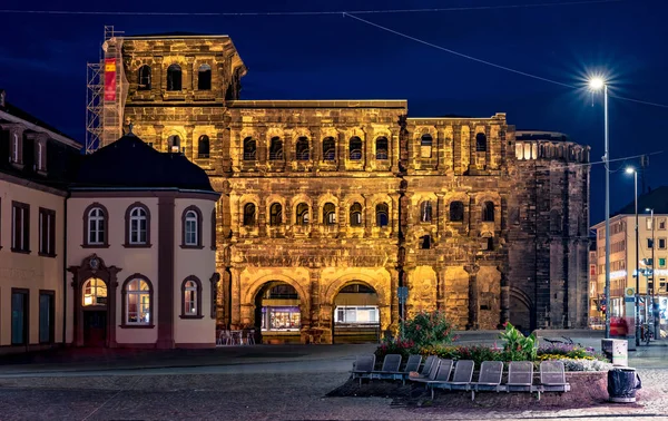 Porta Nigra, Latin - puerta negra, vista desde el sur, Tréveris, Alemania . — Foto de Stock