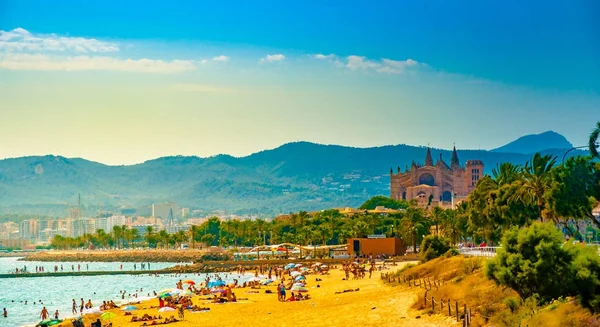 Weergave van het strand van Palma de Mallorca — Stockfoto