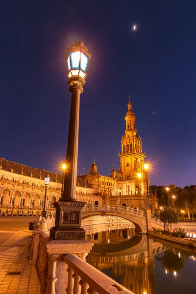 Spanish Square in Seville at night, Spain. — Stock Photo, Image