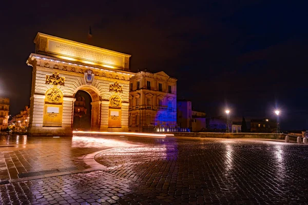 Porte du Peyrou - łuk triumfalny w Montpellier. Montpellier, Occitanie, Francja — Zdjęcie stockowe