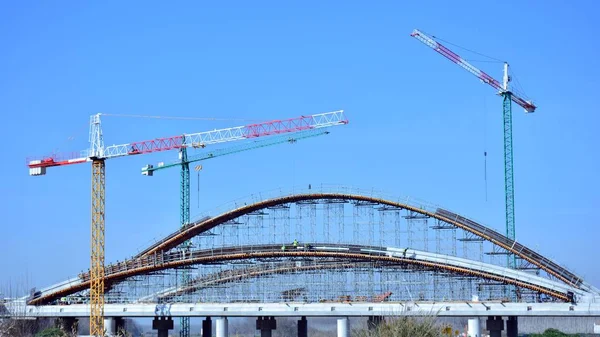 Nagy Híd Építés Alatt Autópálya Állványzat Daruk — Stock Fotó
