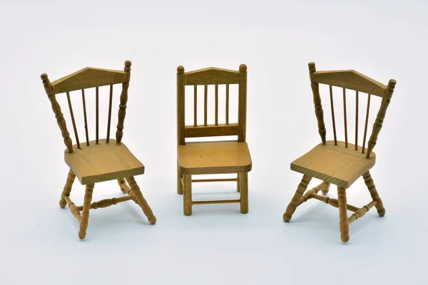 Três Cadeiras Madeira Isoladas Fundo Branco — Fotografia de Stock