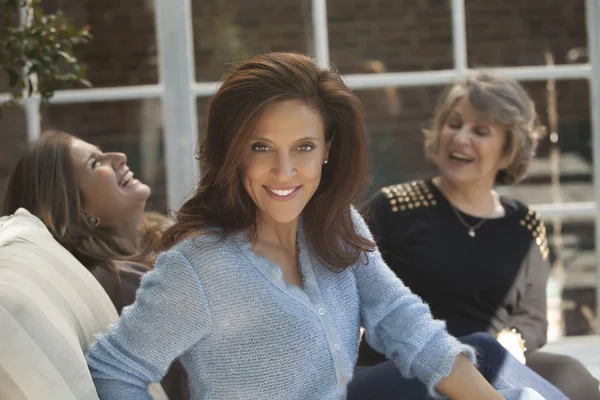 Group of adult women having fun — Stockfoto