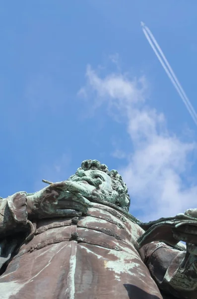 Estátua de Kisfaludy Karoly — Fotografia de Stock