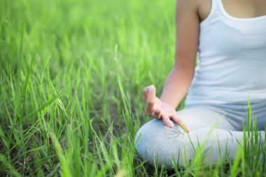 Lotus duruş kadında Yoga.