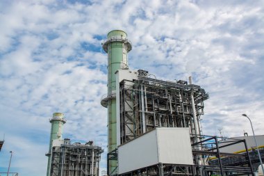 Görünümü kuleleri, ağır sanayi ve boru hatları.