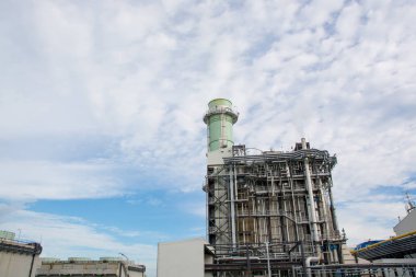 Görünümü kuleleri, ağır sanayi ve boru hatları.