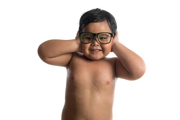 Mutlu küçük sevimli Asya çocuk giyim gözlük ile mutlu yüz gülümseme t — Stok fotoğraf