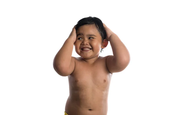 Mutlu küçük şirin Asyalı çocuk w izole kamera için sevimli gülümseyen — Stok fotoğraf