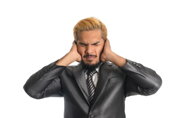 Bonito homem de negócios sofrendo de dor de cabeça sobre backgrou branco — Fotografia de Stock