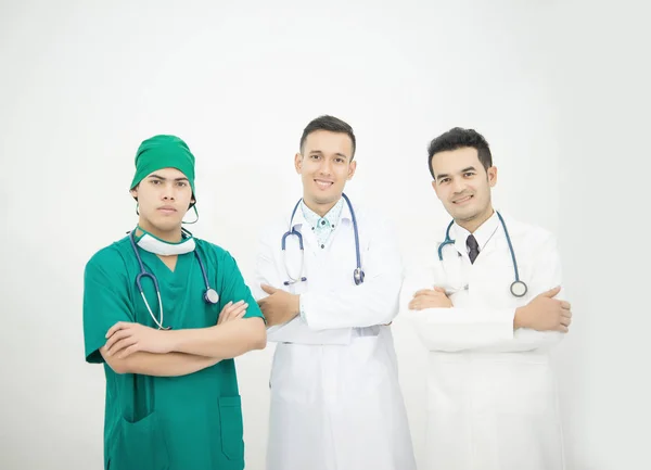 Grupo Médicos Con Estetoscopios Sobre Fondo Blanco — Foto de Stock