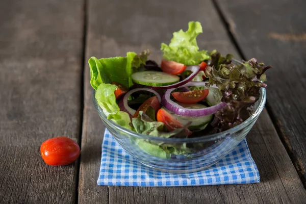 Close Van Verse Groenten Salade Kom Gezonde Voeding Concept — Stockfoto