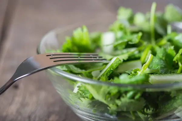 Salade Coriandre Fraîche Coriandre Avec Salade Concombre Concept Alimentation Saine — Photo