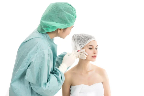 Schöne Junge Frau Erhält Botox Injektion Isoliert Auf Weißem Hintergrund — Stockfoto